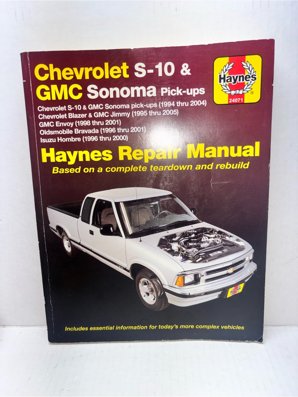 Hanes Repair Manual Chevrolet S-10 & GMC Sonoma Pick-ups - White